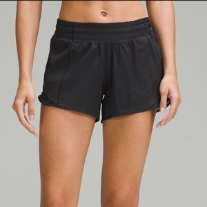 Lululemon Hotty Hot Short